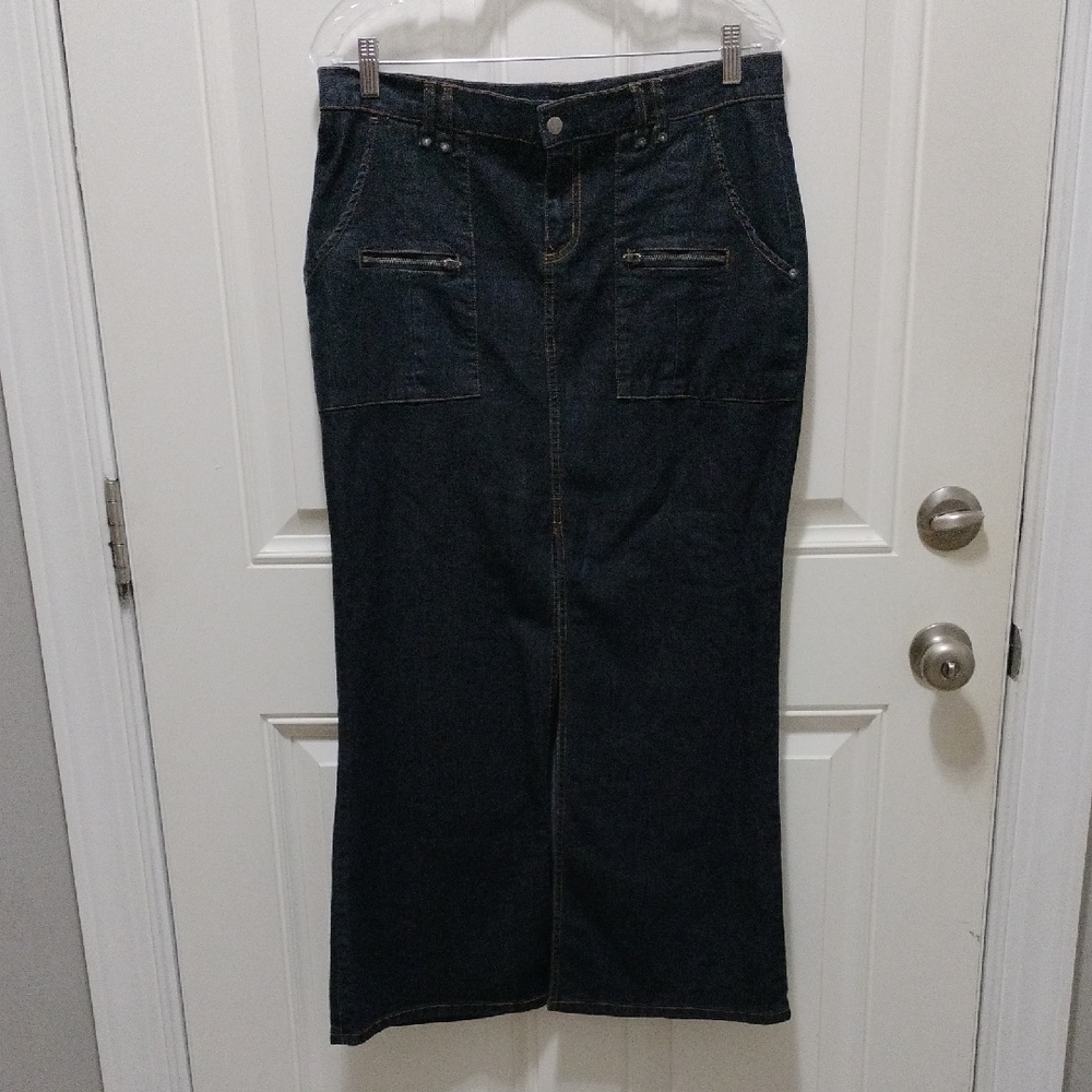 Y2K Bisou Bisou Dark Navy  Flare Skirt with Pockets